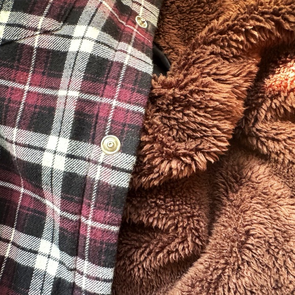 UNIQLO Sherpa Lined Plaid Flannel Long Sleeve Shirt Men's Size Medium Y2k Fleece - Picture 11 of 15